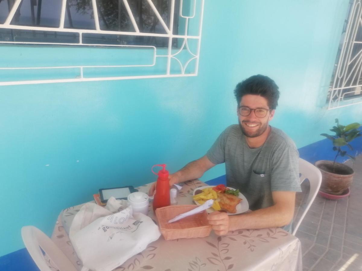 Hospedaje Restaurante El Hombre Malabrigo Eksteriør bilde