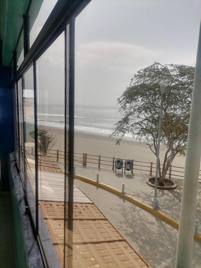 Hospedaje Restaurante El Hombre Malabrigo Eksteriør bilde